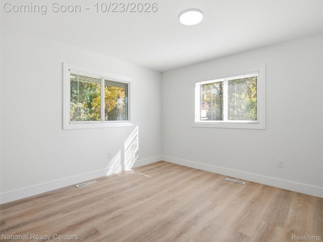 8651 Messmore Road, Shelby Charter Township, MI 48317