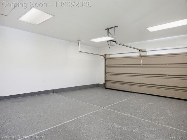 8651 Messmore Road, Shelby Charter Township, MI 48317