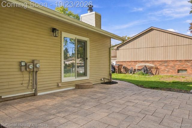 8651 Messmore Road, Shelby Charter Township, MI 48317