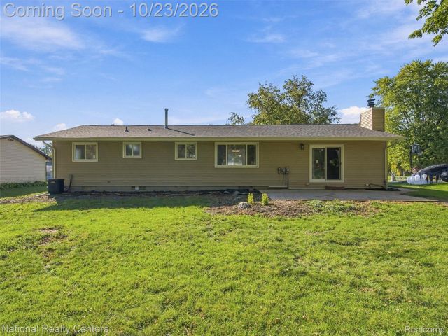 8651 Messmore Road, Shelby Charter Township, MI 48317