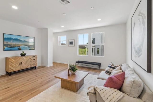 2639 Allium Way, Carlsbad, CA 92008
