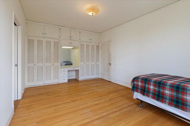 7321 S South Shore Drive 5A, Chicago, IL 60649