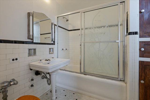 7321 S South Shore Drive 5A, Chicago, IL 60649