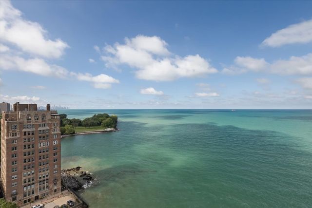 7321 S South Shore Drive 5A, Chicago, IL 60649