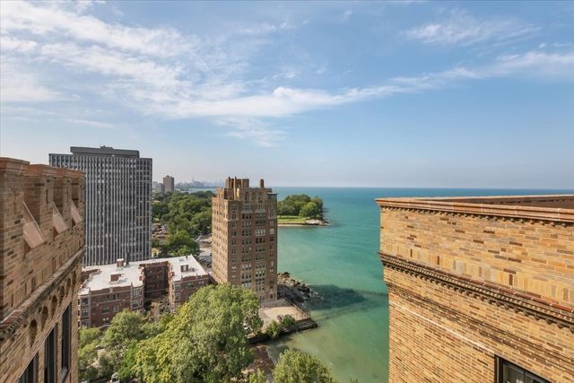 7321 S South Shore Drive 5A, Chicago, IL 60649