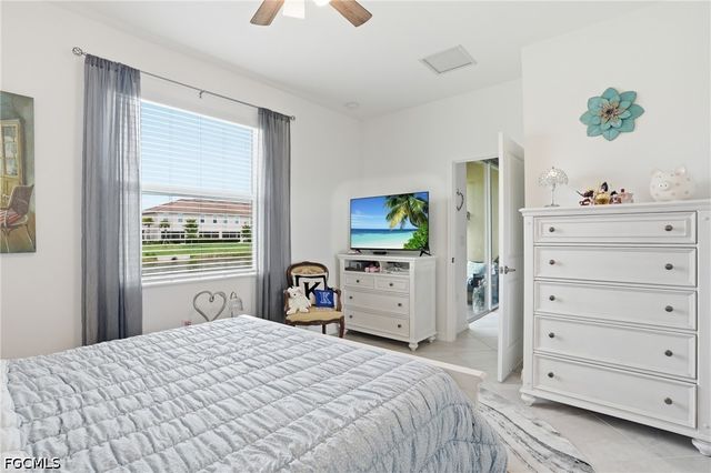 2621 Vine AVE, Naples, FL 34120