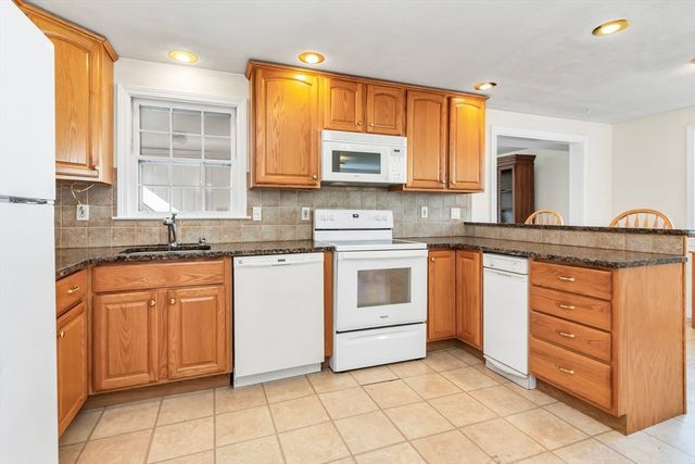 167 Charles Drive, Tewksbury, MA 01876