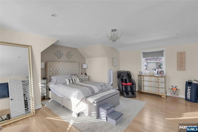 170 Tenafly Road, Englewood, NJ 07631