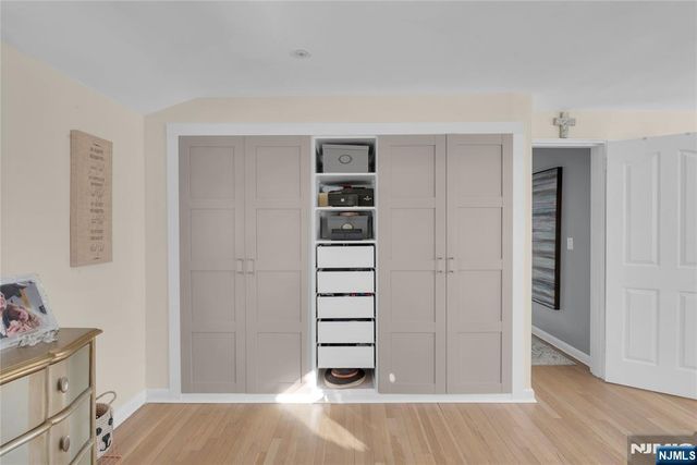 170 Tenafly Road, Englewood, NJ 07631