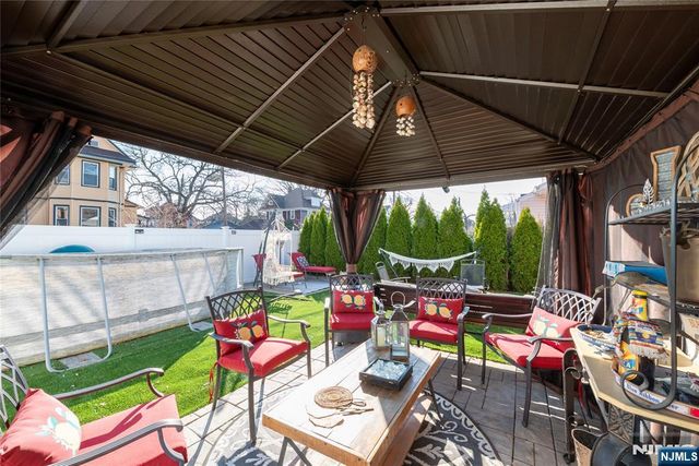 170 Tenafly Road, Englewood, NJ 07631