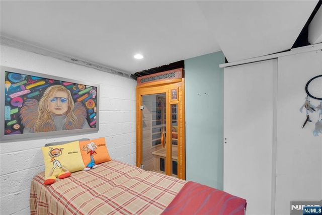 170 Tenafly Road, Englewood, NJ 07631