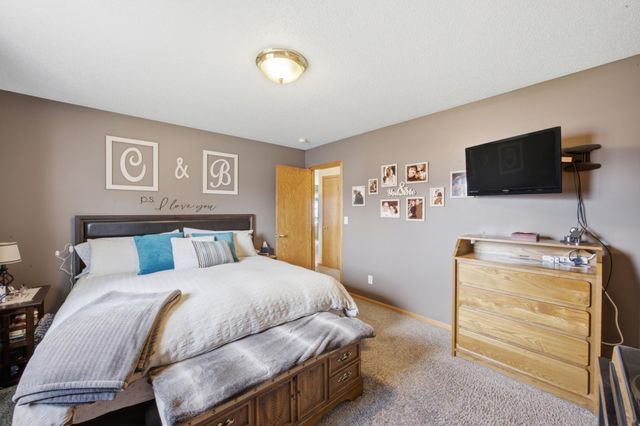 1206 18th Street N, Moorhead, MN 56560