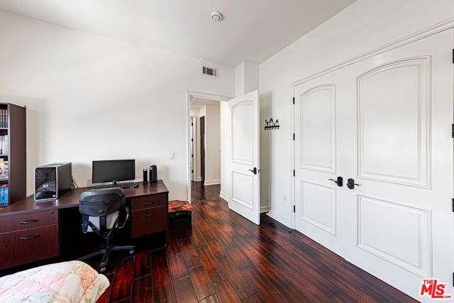5057 Maplewood Avenue PH4, Los Angeles, CA 90004