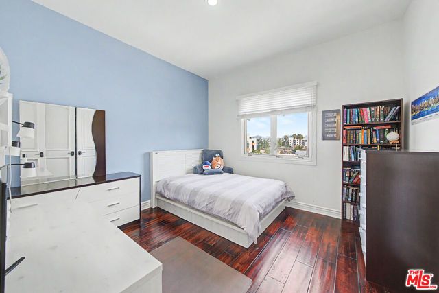 5057 Maplewood Avenue PH4, Los Angeles, CA 90004