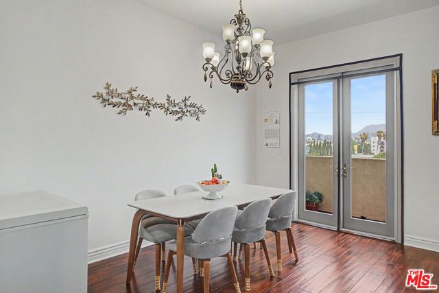 5057 Maplewood Avenue PH4, Los Angeles, CA 90004