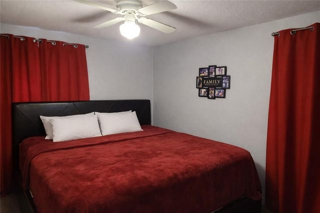 6642 Indiana Street, Kansas City, MO 64132