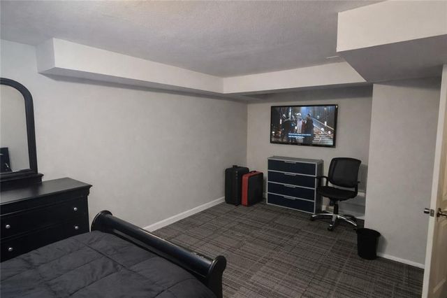 6642 Indiana Street, Kansas City, MO 64132