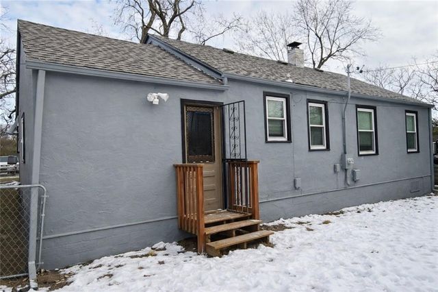 6642 Indiana Street, Kansas City, MO 64132