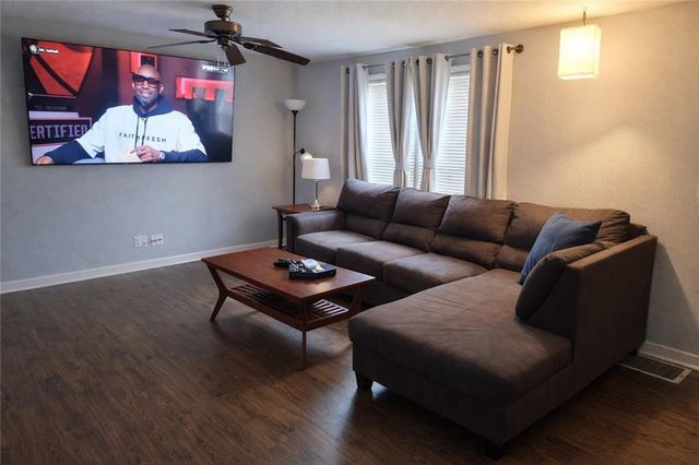 6642 Indiana Street, Kansas City, MO 64132