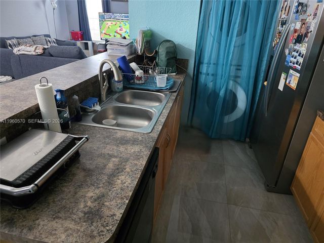 2520 NW 4th St, Boynton Beach, FL 33426