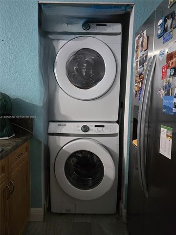 2520 NW 4th St, Boynton Beach, FL 33426