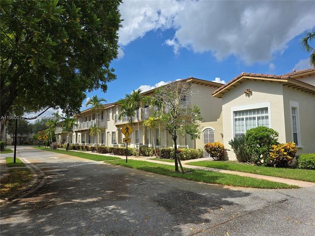 2520 NW 4th St, Boynton Beach, FL 33426