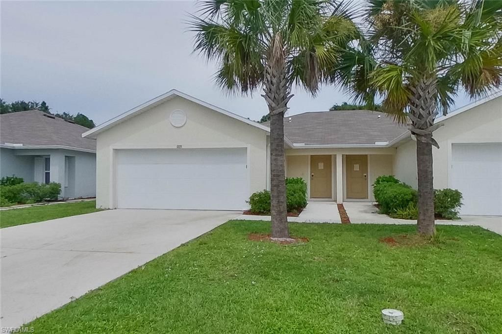 9135 Aegean CIR, Lehigh Acres, FL 33936