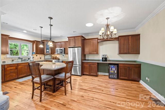 128 Churchill Downs Drive, Fairview, NC 28730