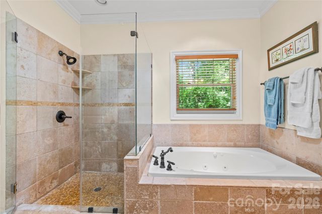 128 Churchill Downs Drive, Fairview, NC 28730