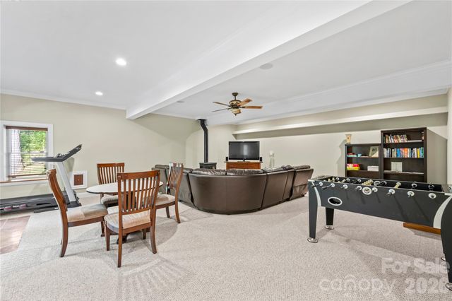 128 Churchill Downs Drive, Fairview, NC 28730