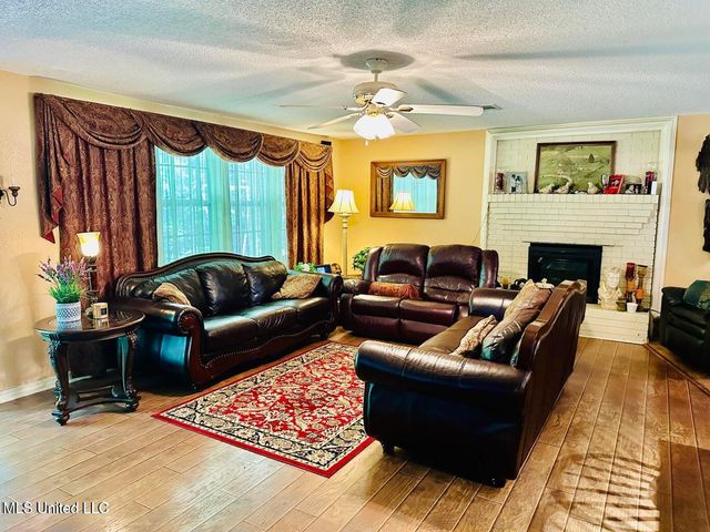 15173 Lorraine Road, Biloxi, MS 39532