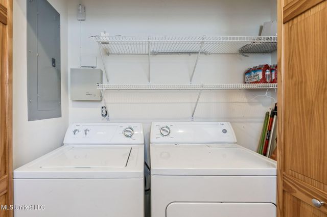 104 Poplar Point, Pass Christian, MS 39571