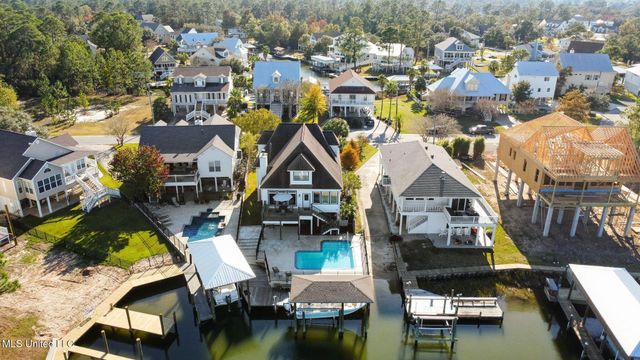 104 Poplar Point, Pass Christian, MS 39571