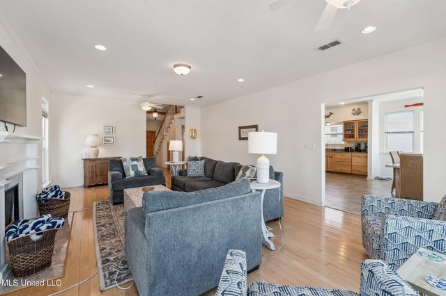 104 Poplar Point, Pass Christian, MS 39571