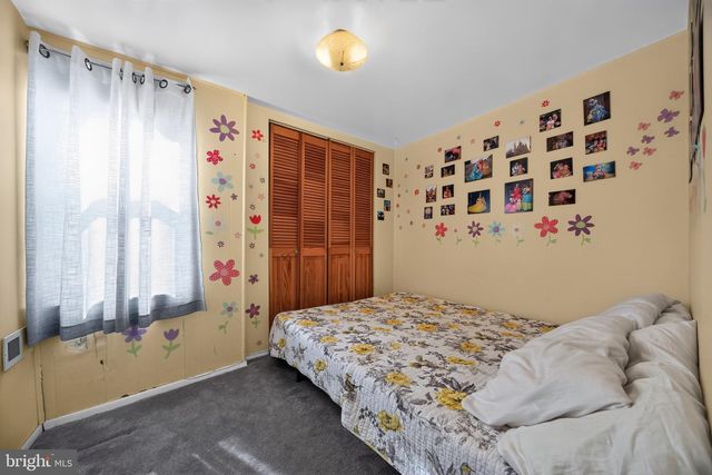 128 TASKER ST, Philadelphia, PA 19148