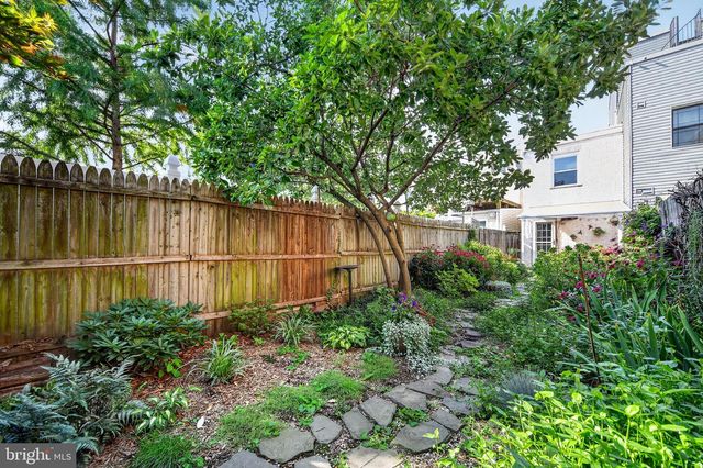 128 TASKER ST, Philadelphia, PA 19148