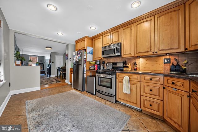 128 TASKER ST, Philadelphia, PA 19148