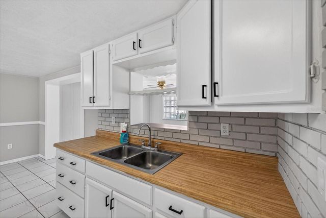 8634 VELVET DRIVE, Port Richey, FL 34668