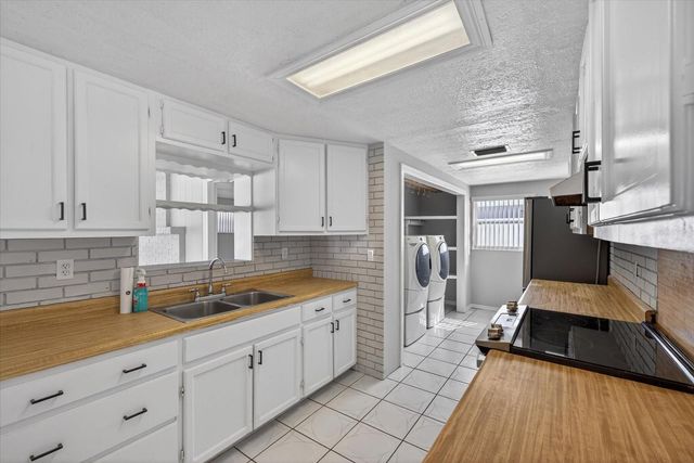 8634 VELVET DRIVE, Port Richey, FL 34668