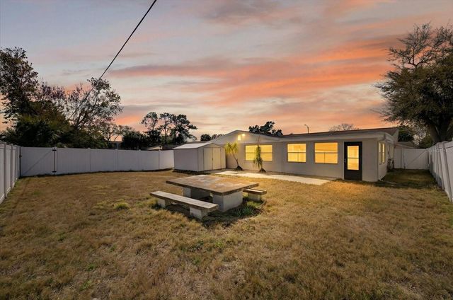 8634 VELVET DRIVE, Port Richey, FL 34668