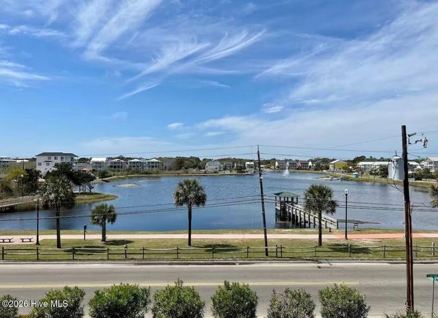 600 S Carolina Beach Avenue S 2f, Carolina Beach, NC 28428