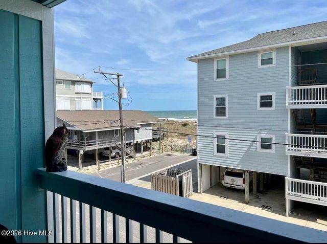 600 S Carolina Beach Avenue S 2f, Carolina Beach, NC 28428