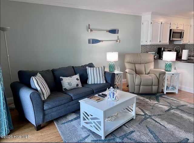 600 S Carolina Beach Avenue S 2f, Carolina Beach, NC 28428