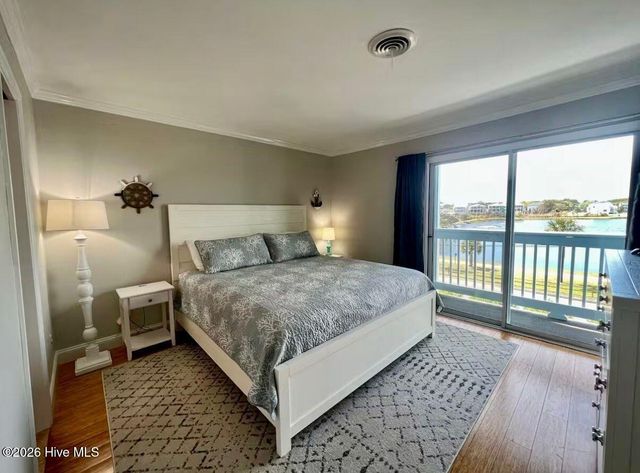 600 S Carolina Beach Avenue S 2f, Carolina Beach, NC 28428