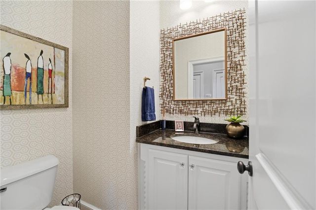 9404 W 156th Street, Overland Park, KS 66221