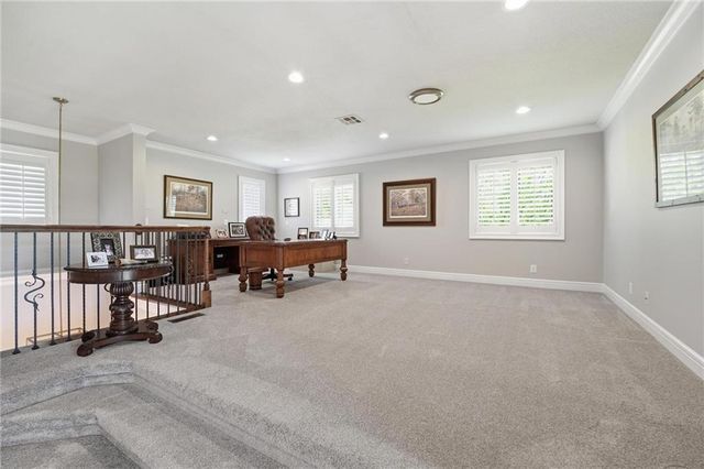 9404 W 156th Street, Overland Park, KS 66221