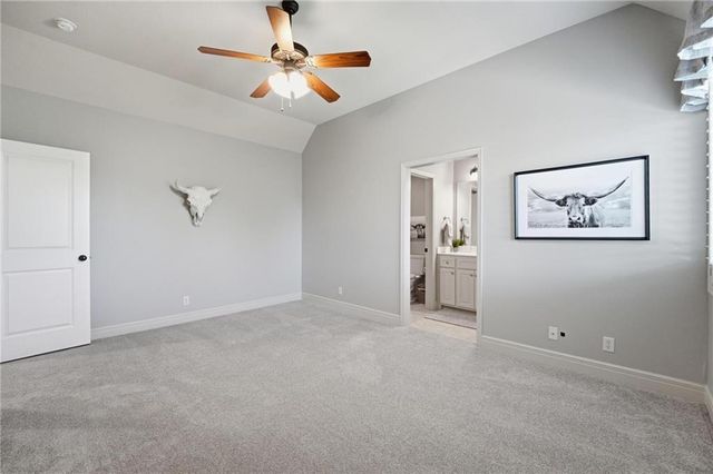 9404 W 156th Street, Overland Park, KS 66221