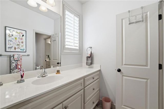 9404 W 156th Street, Overland Park, KS 66221
