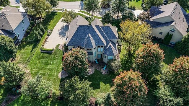 9404 W 156th Street, Overland Park, KS 66221