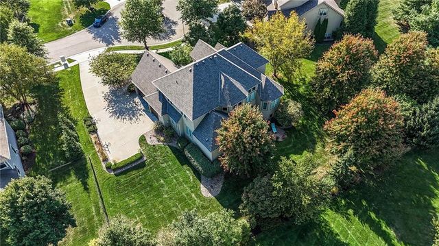 9404 W 156th Street, Overland Park, KS 66221